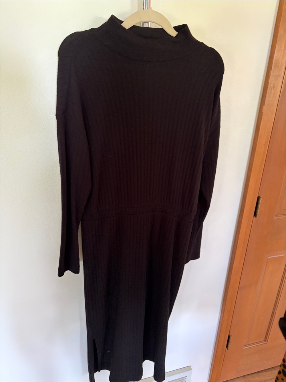 Ribbed Long-Sleeve Midi Dress - Black Old Navy